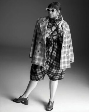 Lena Dunham Instagram - Thank you @hollywoodreporter for giving me the chance to talk about the job I adore and a little life too. Loved chatting with you @seth_abramovitch about my new film Sharp Stick which premieres this weekend at Sundance, and thank you for the eccentric superhero pic @liaclay 💄 @itsmatin 💇‍♀️ @aarongreniahair 👗 @annaannasusu