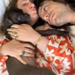 Lena Dunham Instagram - 🎉 Feliz Cumpleanos Luis 💕 When I was 3 weeks old in downtown Manhattan, I had no idea a baby was being born in England (Winchester, no less!) who would rocket into my life- wearing a lime green polar fleece snood- and challenge so many of my beliefs about myself and the world with magical abandon. Everyone who comes into contact with you- creatively, emotionally, accidentally- is lucky. But I am the luckiest, because that snood is now in our shared chest of drawers. “The warmth of your love is like the warmth of the sun and this will be our year, took a long time to come..” Happy Birthday, Lulu @attawalpa 🎈🎂 😌🦝 ♾
