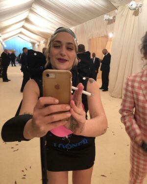 Lena Dunham Instagram - Happy Birthday to a stone cold fox with a heart of fire and a body like a race car. You may not be very polite via text message, but you’re absolutely who I’d choose to enter an apocalypse or be trapped in an escape room with (and I feel like we’ve tried both at least once.) I love you this and every year. I hope to spend the rest of my life copying your clothing and mannerisms and apologizing for your behavior.