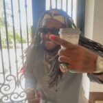 Lennox Instagram - Dímelo @angeldiorreal @samdiemofficial andan #GatandoLaFunda 💰😮‍💨. Escuchen este DemBow que está DURINI 🕺🏻🔥🔥🔥. #Lennox #Durini #Mamacita #DuriniMusic #NewSong #AngelDior #SamDiem