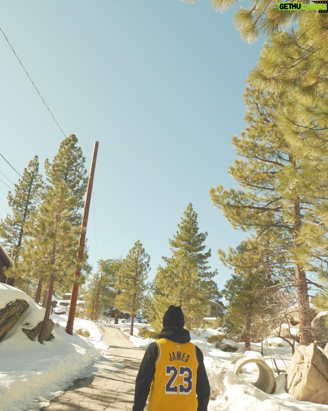 Leo Cidade Instagram - ❄️ vibe ❄️ 🫶🏻 Big Bear Lake, California