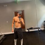 Leo Cidade Instagram - 📍 Los Angeles, California