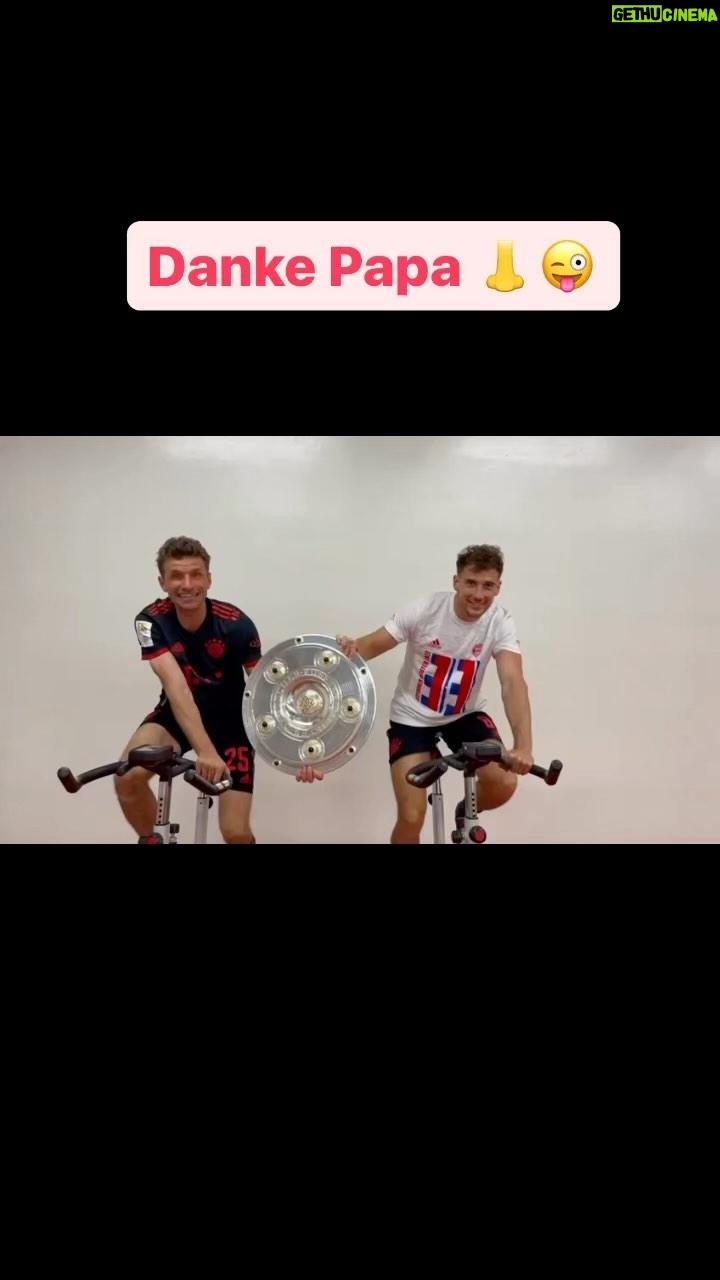Leon Goretzka - 200K Likes - 💪🏻gorre junge - einfach Wahnsinn 🔥🔥🔥
#nasenspitze