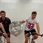 Leon Goretzka Instagram - Nasenspitze vorne im Meisterschaftsrennen !!👃🏻😂🔴⚪️ @esmuellert @fcbayern