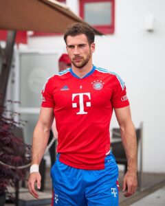 Leon Goretzka Instagram - 🔴⚪️ #miasanmia @fcbayern
