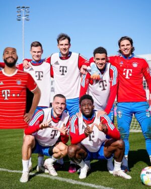 Leon Goretzka Instagram - Winning team 🤝🏼 @fcbayern