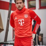 Leon Goretzka Instagram - 🔴⚪️ Letzte Einheit bevor es morgen endlich wieder losgeht @bundesliga ‼️