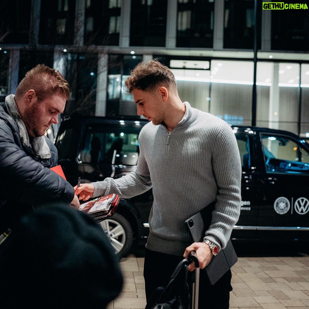 Leon Goretzka Instagram - Gestern war nix. Weitermachen !💪🏼@dfb_team 🇩🇪