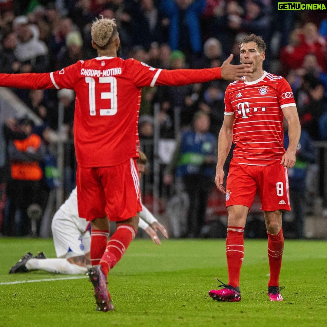 Leon Goretzka - 168.2K Likes - We have a team. #MiaSanMia @fcbayern @championsleague #FCBPSG Danke für Euren unglaublichen Support!