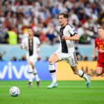 Leon Goretzka Instagram - Tough one against 🇪🇸 Wir leben noch ! @dfb_team