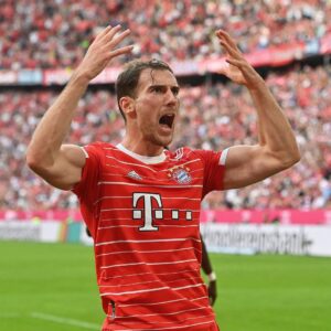 Leon Goretzka Instagram - TEAM ‼️ @fcbayern