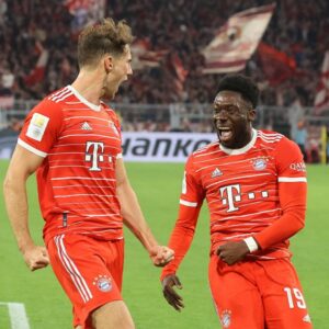 Leon Goretzka Instagram - Das müssen wir heute gewinnen… 😕Vielen Dank für euren großartigen Support heute in Dortmund @fcbayern !💪🏼🙌🏼 // Glückwunsch @bvb09 zum Comeback !