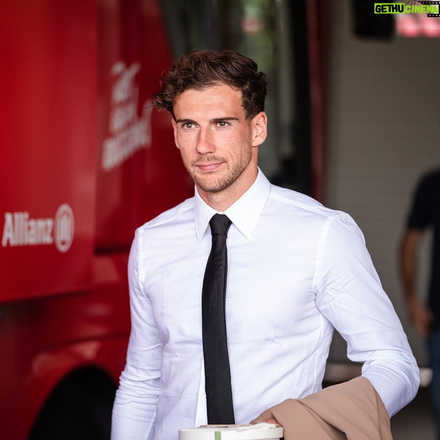 Leon Goretzka Instagram - @championsleague mode is on 🤩 Ab nach Mailand 🛫