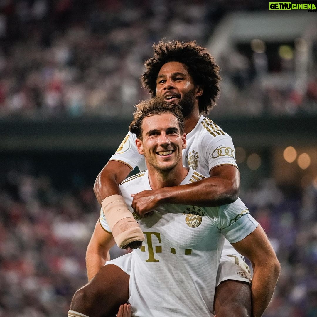 Leon Goretzka Instagram - Feels so good to be back 🥰💪🏼 Danke für euren Support ! 🙏🏻