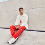 Leon Goretzka Instagram - Off the pitch I like it comfy 😎 Die neue adidas Sportswear Kollektion #comfortleads