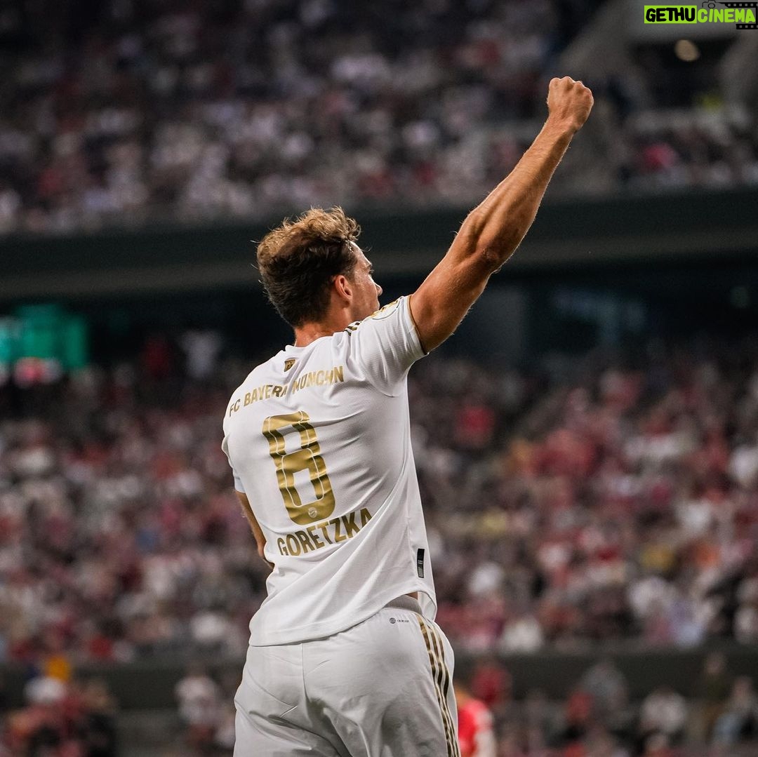 Leon Goretzka Instagram - Feels so good to be back 🥰💪🏼 Danke für euren Support ! 🙏🏻