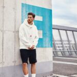 Leon Goretzka Instagram - Off the pitch I like it comfy 😎 Die neue adidas Sportswear Kollektion #comfortleads