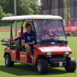 Leon Goretzka Instagram - @fcbayern ⚽️☀️❤️