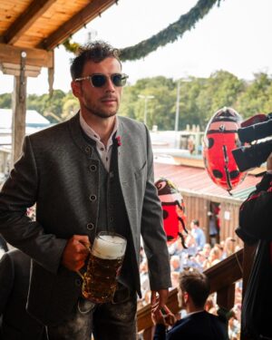 Leon Goretzka Instagram - 🍺 Wiesn 2023 🍺