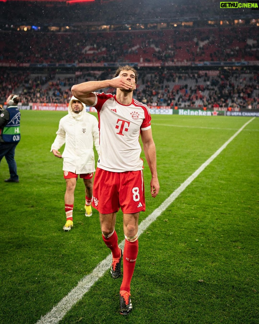 Leon Goretzka Instagram - Another special @championsleague night ✨🤩 „Im Namen der Stadt“ ‼️💪🏼🙏🏻