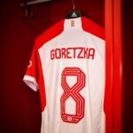 Leon Goretzka Instagram - Another special @championsleague night ✨🤩 „Im Namen der Stadt“ ‼️💪🏼🙏🏻