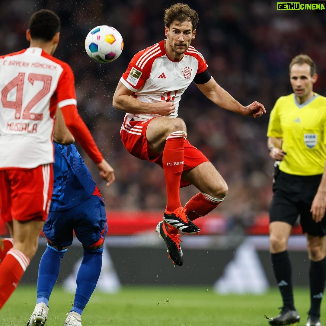 Leon Goretzka Instagram - Home win πͺπΌππ» feels way better .. #stepbystep @fcbayern
