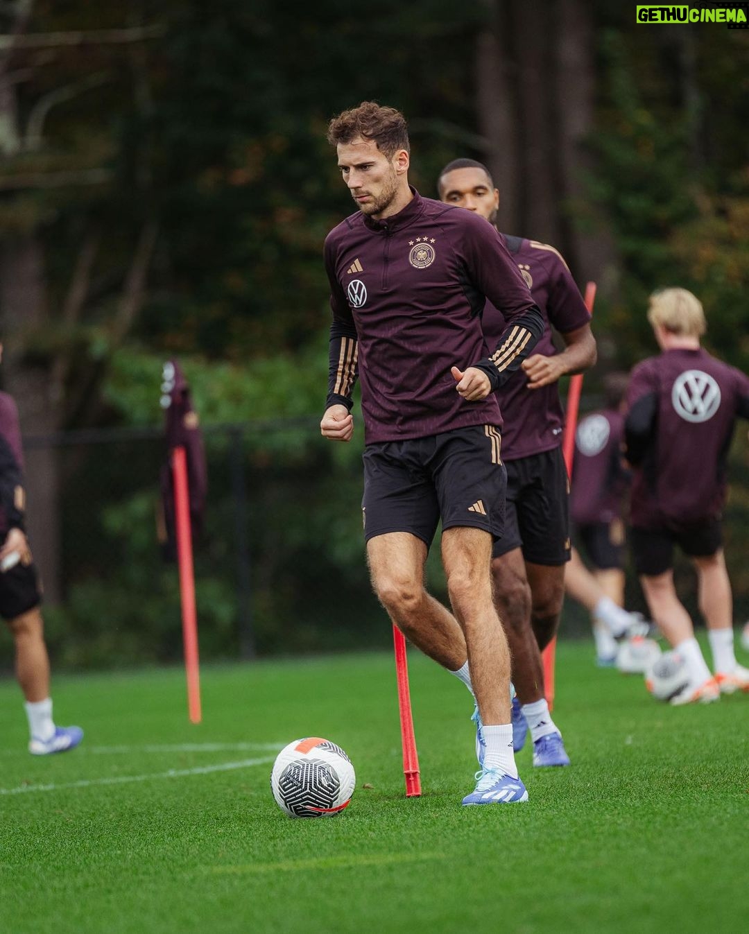 Leon Goretzka Instagram - Some impressions of our first days in 🇺🇸📸