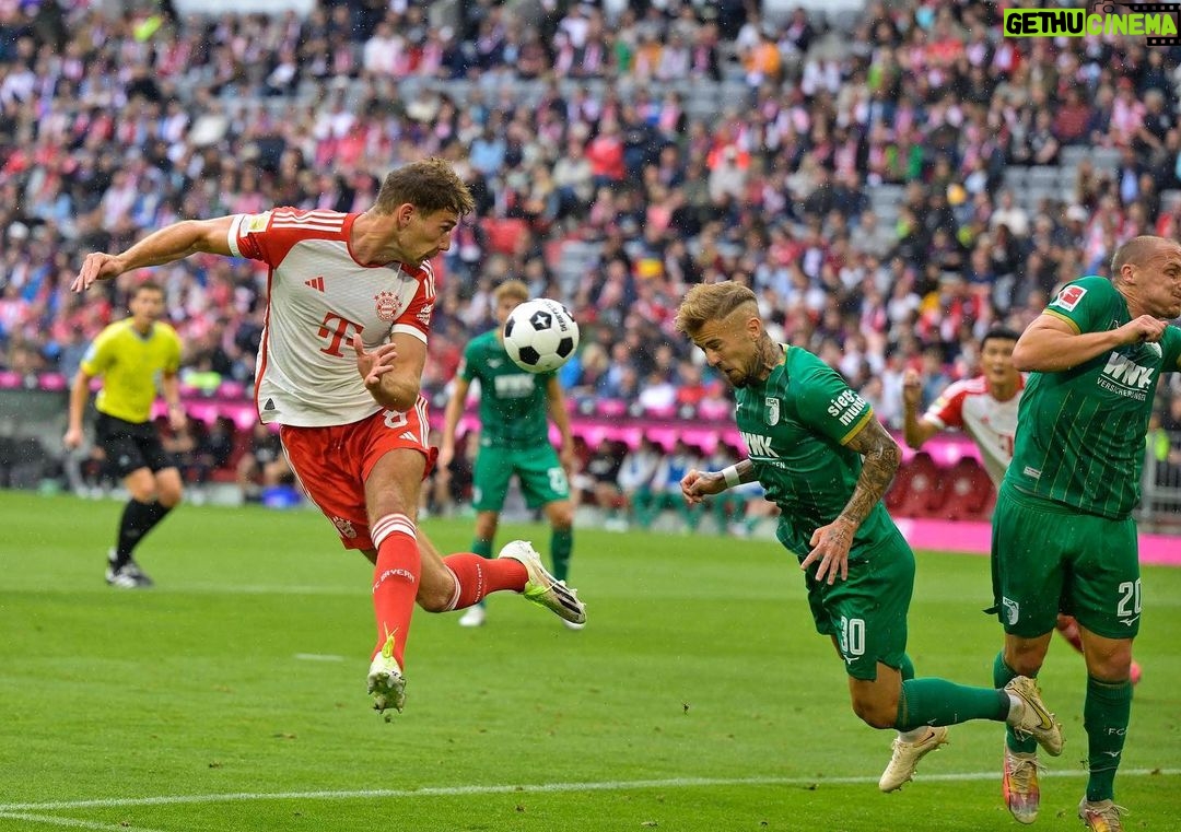 Leon Goretzka Instagram - Heimsieg ! Geile Stimmung ! Geh Ma ! 💪🏼 @fcbayern
