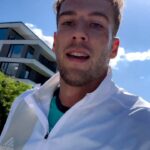Leon Goretzka Instagram – Besser als playsi ! 💪🏼😂