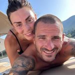 Leonardo Bonucci Instagram - Una Vita così. Di Sorrisi e Baci, di litigi e di pace, di comprensione e condivisioni, di supporto e sopportazione, di amore e di odio. È così, su queste montagne russe, che mi piace stare. Buon compleanno Amore Mio. ❤️