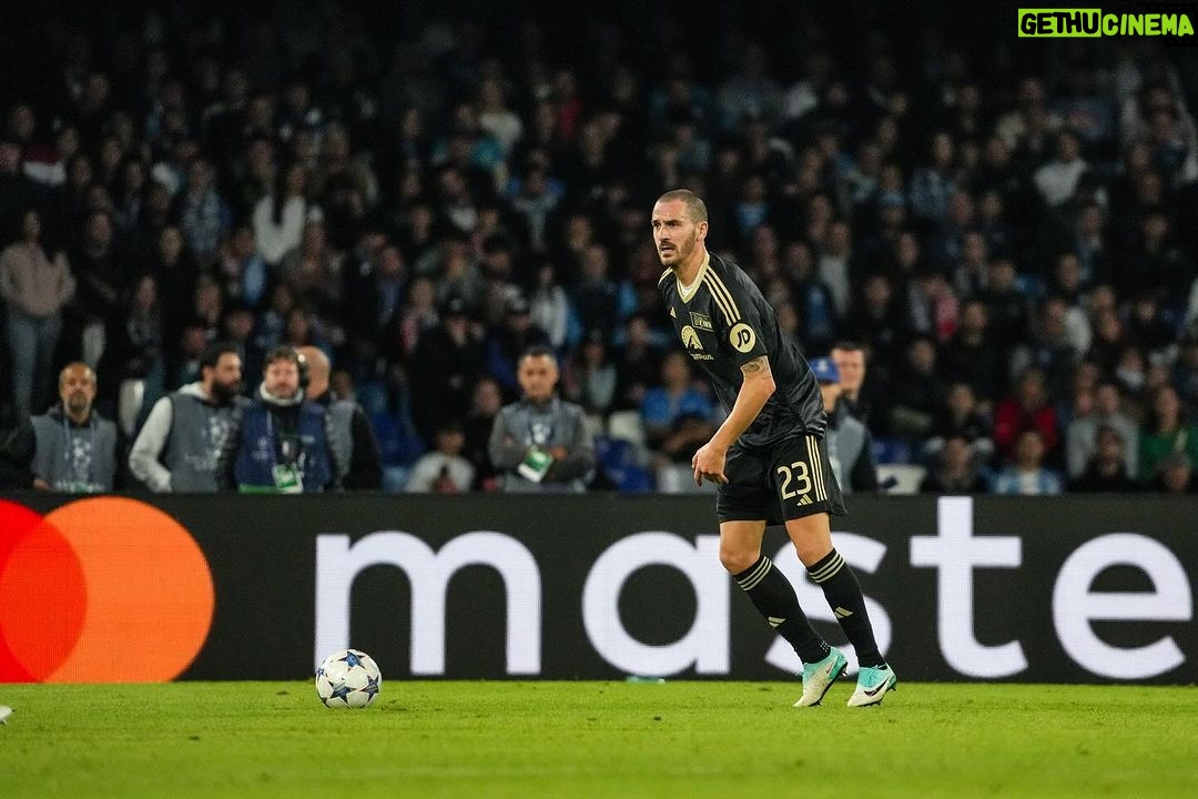 Leonardo Bonucci Instagram - UNVEUROPA!!! More than a point. #EisernUnion Stadio Diego Armando Maradona, Napoli