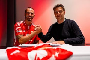 Leonardo Bonucci Instagram - For me, it's something special to take the step abroad for the first time in my career. At Union, I have the opportunity to continue playing at the highest level and to support the team on their journey in three challenging competitions with my experience. I'm really looking forward to this new stage in my career. Eisern Union!
_

Es ist für mich etwas Besonderes, erstmals in meiner Karriere den Schritt ins Ausland zu gehen. Bei Union habe ich die Möglichkeit, weiter auf höchstem Niveau zu spielen und die Mannschaft auf ihrem Weg in drei anspruchsvollen Wettbewerben mit meiner Erfahrung zu unterstützen. Ich freue mich sehr auf diese neue Station in meiner Karriere. Eisern Union!

@1.fcunion 
#fcunion #eisernunion