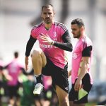 Leonardo Bonucci Instagram - With the team! 💪🏻🤍🖤 #FinoAllaFine Juventus Center-La Continassa