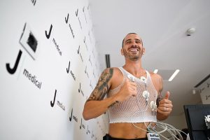 Leonardo Bonucci Instagram - Alla fine, degli uomini, contano il cuore e le intenzioni. Per questo, anche oggi, come ogni anno, per me è un bellissimo giorno.