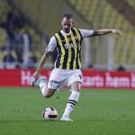 Leonardo Bonucci Instagram - Great win! Let’s move forward in the Türkiye Kupası! 🏆🟡🔵 Fenerbahçe Şükrü Saraçoğlu Stadı