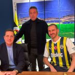 Leonardo Bonucci Instagram - 📸 | DEAL DONE ✍️ Signing moment: good luck for this new chapter of your career Leonardo! 💪🇹🇷⚽️ #Bonucci | #Fenerbahce | #WSATransfer #MaçVarsaÜlkerVar #Transfer #SuperLig #Football #WorldSoccerAgency #WSA Fenerbahçe Şükrü Saraçoğlu Stadı