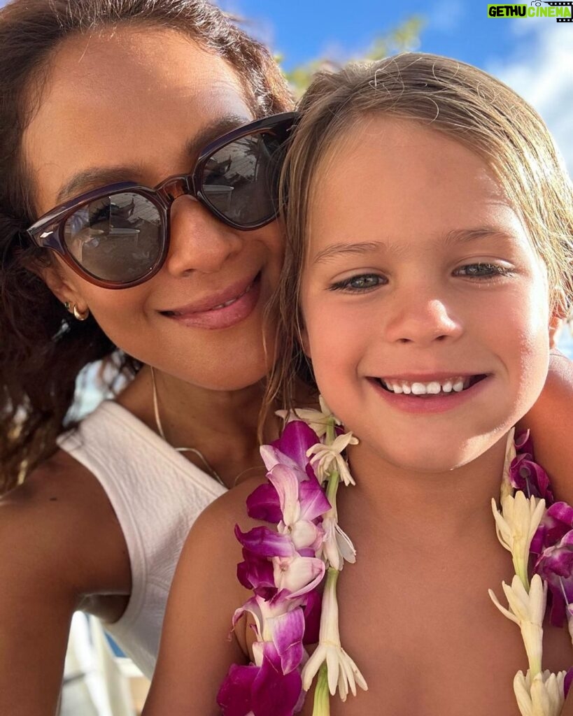 Lesley-Ann Brandt Instagram - Thank you for the warm embrace Hawaii. Our hearts are with you Maui. Till next time. Mahalo 🌺