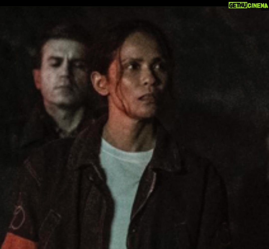 Lesley-Ann Brandt - 39.3K Likes - I remember this night. My first day. 21 degree windchill. This is the look of a South African just trying to survive that. 🥶 😂@amcthewalkingdead The Ones who live airs this Sunday on @amc_tv #rickgrimes #pearlthorne #theoneswholive