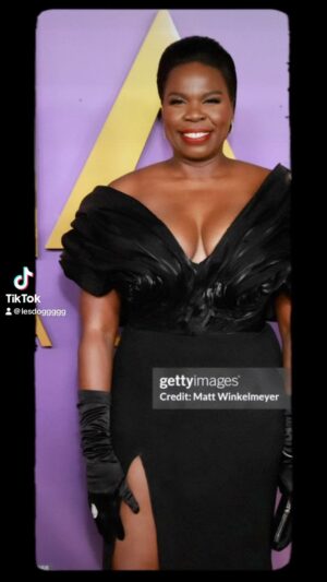 Leslie Jones Instagram - Once again my team made me look flawless!! (That’s a joint not cig🫠) 

Stylist: @brianmcphatter 
MUA: @lolasbeautymark 
Hair: @shaluga111 
📸: @evision_photoz 

Dress: @jovanalouis x @thekevinmayes 
Earrings: @vraiofficial x Shoe: @stuartweitzman x Clutch @tylerellisofficial