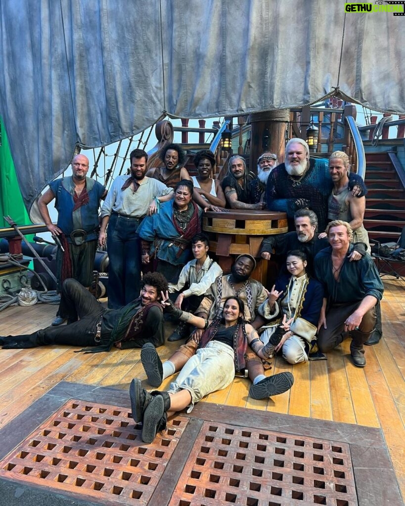 Leslie Jones Instagram - We came. We were pirates! We was RAD! Spanish Jackie was one of my favorites characters to play in my life!! Thank you @dvidjenkins and Tiaka for picking me for this role!