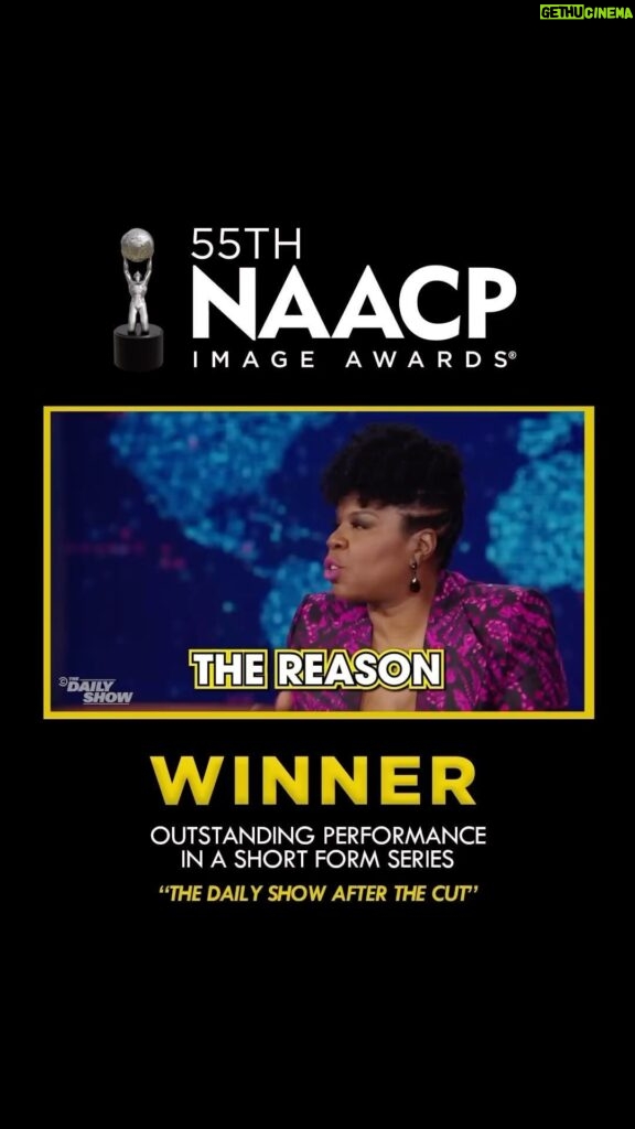 Leslie Jones Instagram - Feeling blessed right now. I am so honored and thankful to @naacpimageawards for recognizing the words I shared about the NEED for us as a society to protect both our reproductive rights and organizations like @plannedparenthood during my stint on @thedailyshow this past November. As of the time of this post, twenty-one states ban abortion or restrict the procedure earlier in pregnancy than the standard set by Roe v. Wade, which governed reproductive rights for nearly half a century until the Supreme Court overturned the decision last year. We need to keep the pressure! Show up and vote for officials who support reproductive rights and PROTECT PLANNED PARENTHOOD!!! Hit the link in my bio to learn how you can get involved. LOVE Y’ALL