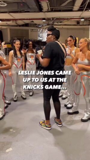 Leslie Jones Instagram - I’m telling you I FUCKING LOVE THESE GIRLS!! And how cool that they added my dance move!! I couldn’t believe it SOOOOOO COOOL!! I’m a choreographer now!! Lol @knickscitydancers @nyknicks