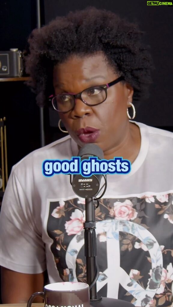 Leslie Jones Instagram - @lesdogggg ain’t afraid of no GOOD ghosts. Have u listened to this weeks episode of Just Sayin? #lesliejones #comedy #podcast #ghosts #haunted #scary