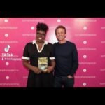 Leslie Jones Instagram - I finally got to put together some pics and videos From the first part of book tour!! I’m exhausted y’all but it was epic to see how many folks loved the book! I’m shook😢!! Thank you to @sethmeyers @tiffanydcross @jewdygold @kenanthompson for being mediators on the dates! I love y’all to the moon and back!! Thank you for your support! I want yo also thank my glam and team for making sure I looked good and was taken care of @brianmcphatter STYLIST @shaluga111 HAIR @lolasbeautymark MAKEUP and my assistant’s Fernanda and Jayrene yall the bomb for real!! Let’s make this a best seller yall!!