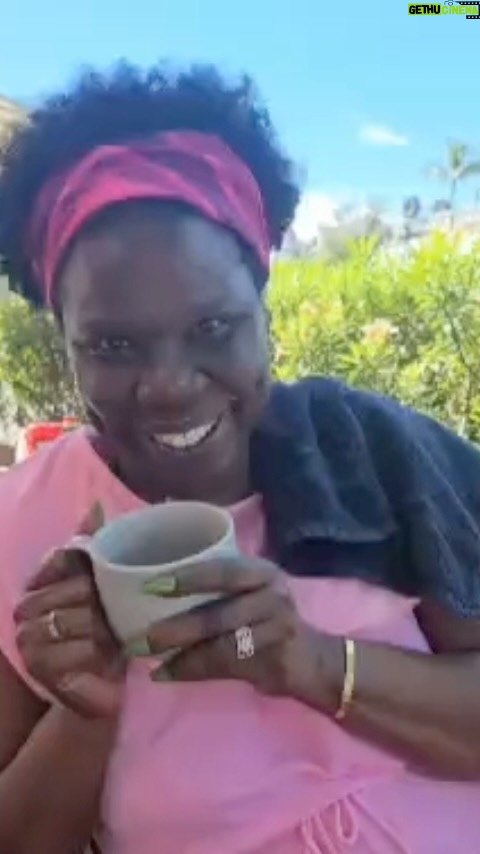 Leslie Jones Instagram - Had incredible breakfast at @kiheicaffe Kihei Cafe it was so good and lots of chickens!