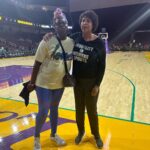 Leslie Jones Instagram - Yoooooo I met CHERYL MILLER!! I’m screaming!! She is a legend! Sometimes I can’t believe the folks I get lucky to meet!! @la_sparks played their asses off tonight!!