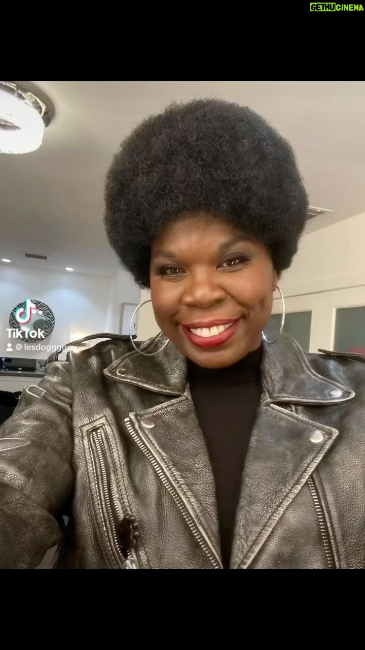 Leslie Jones Instagram - On my way to a 70s theme party!! Fight the power baby!! Happy Birthday @jackie.folk
