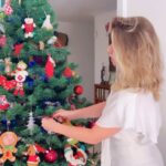 Letícia Spiller Instagram - 😂😂😂 brincadeiras e memes à parte! Vai chegando o Natal e passa um filme na cabeça, neh? Como foi o ano, o que conquistamos, quem abraçamos, o que mudou… Tantas coisas aconteceram nesse 2023 por aqui, e por ai? #Natal #Humor