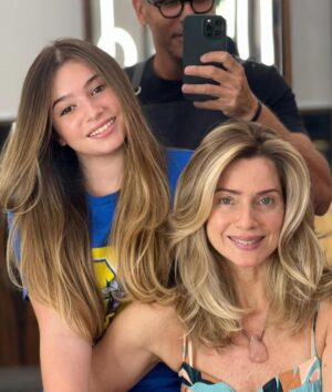 Letícia Spiller Instagram - Eu e ela ❤️💫❤️ Sempre. 

Obrigado querido @andersonacouto a gente adora te visitar! 🙏🏽😘😘

#maeefilha #mybabygirl #always