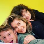 Letícia Spiller Instagram – Minhas eternas crianças …
Estejam sempre acesas…sempre .. sempre 🌸❤️🙏🏽💫

Feliz #diadascrianças